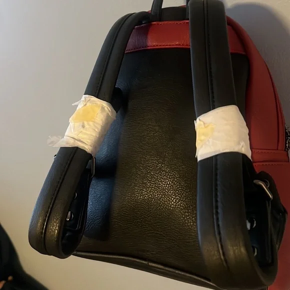 Justice League Flash DC Loungefly Mini Backpack in Great Condition - Picture 2 of 7